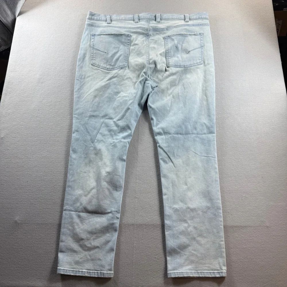 True Nation Tapered Fit Jeans Mens 44x30 Light Blue Distressed Stretch Denim